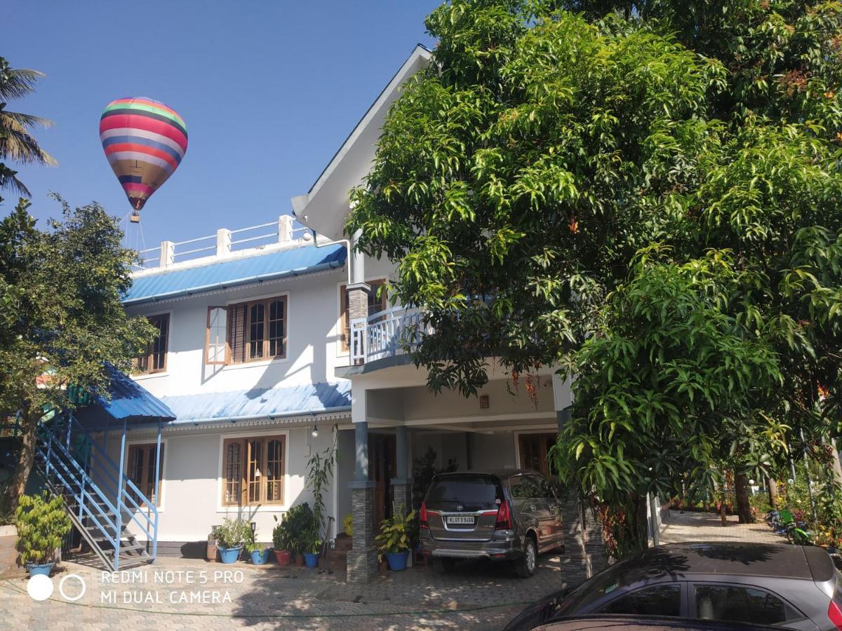 Bed and Breakfast Munnar Blue Mist Экстерьер фото