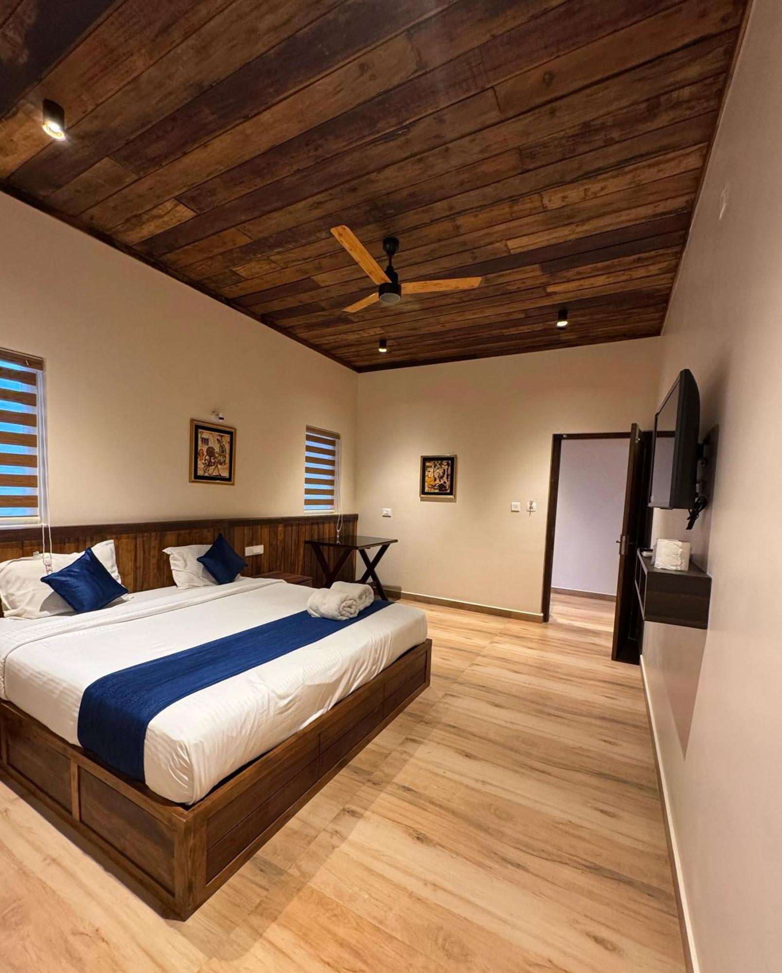 Bed and Breakfast Munnar Blue Mist Экстерьер фото